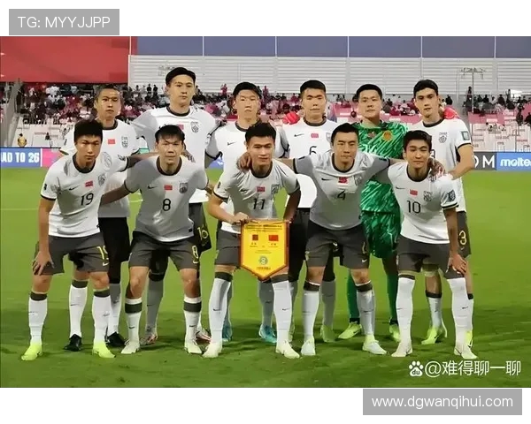 国足主场逆转取胜全场沸腾年轻球员闪耀彰显团队新力量