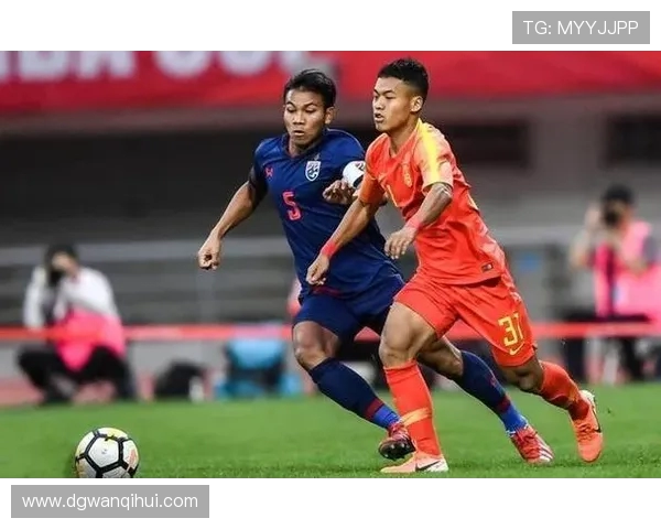 贝利传奇：从足球神童到世界之王的辉煌足迹