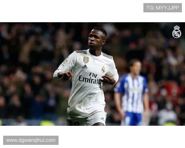 维尼修斯·儒尼奥尔崛起之路：从巴西天才到世界足坛明星的华丽转身