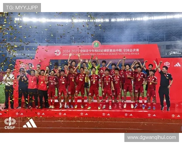 深圳足球队足球意识创新高引领全国球队发展新趋势 深圳足球队足球意识创新高引领全国球队发展新趋势