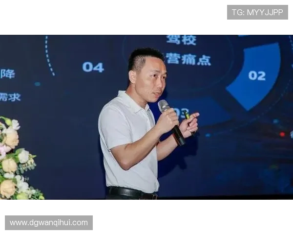 重庆网球队配合策略深度解析与其他球队的对比研究