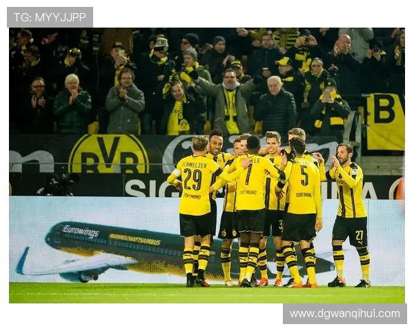 多特蒙德与门兴激烈对决 争夺榜首之位引爆德甲赛场精彩较量