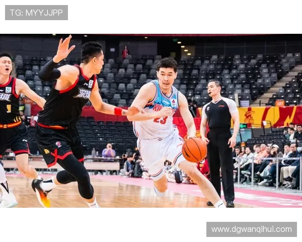 新疆广汇主场鏖战再燃强强对决上演西域篮球巅峰之夜