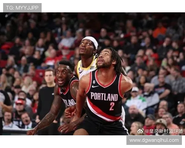 爵士主场迎战开拓者年轻阵容激活球队攻防两端全面较量 爵士主场迎战开拓者年轻阵容激活球队攻防两端全面较量