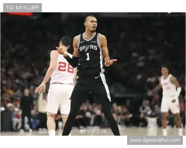 今天马刺与火箭的精彩对决直播全程回顾与分析